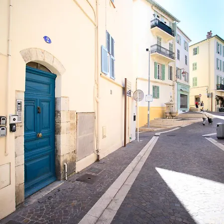 Les Suisses Zentral In Der Schoenen Altstadt Von Le Suquet 5 Min Zum Wlan Lejlighed *
